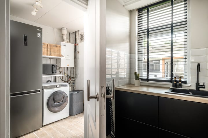 Foto 14 van Gronausestraat 243