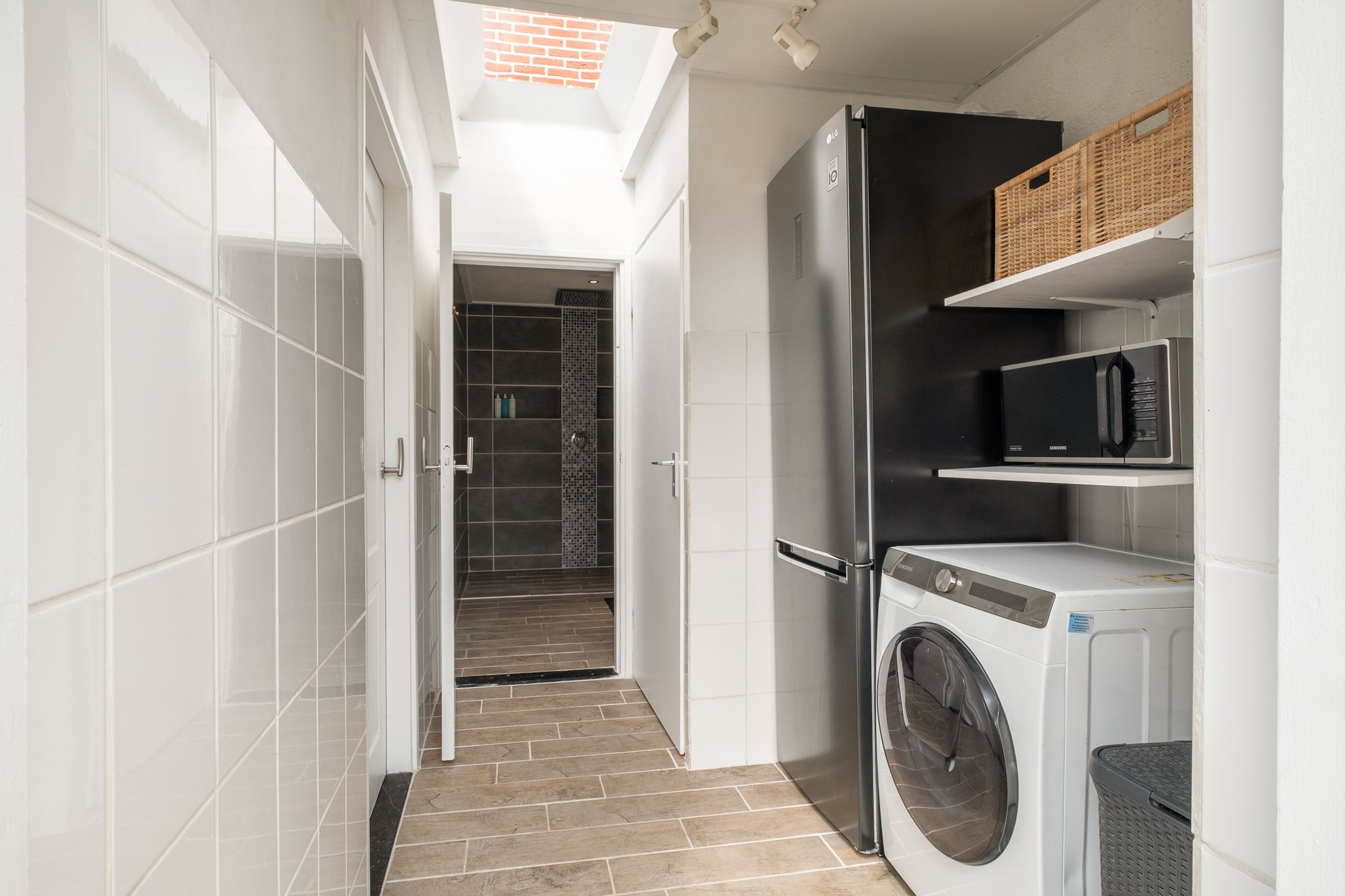 Foto 15 van Gronausestraat 243