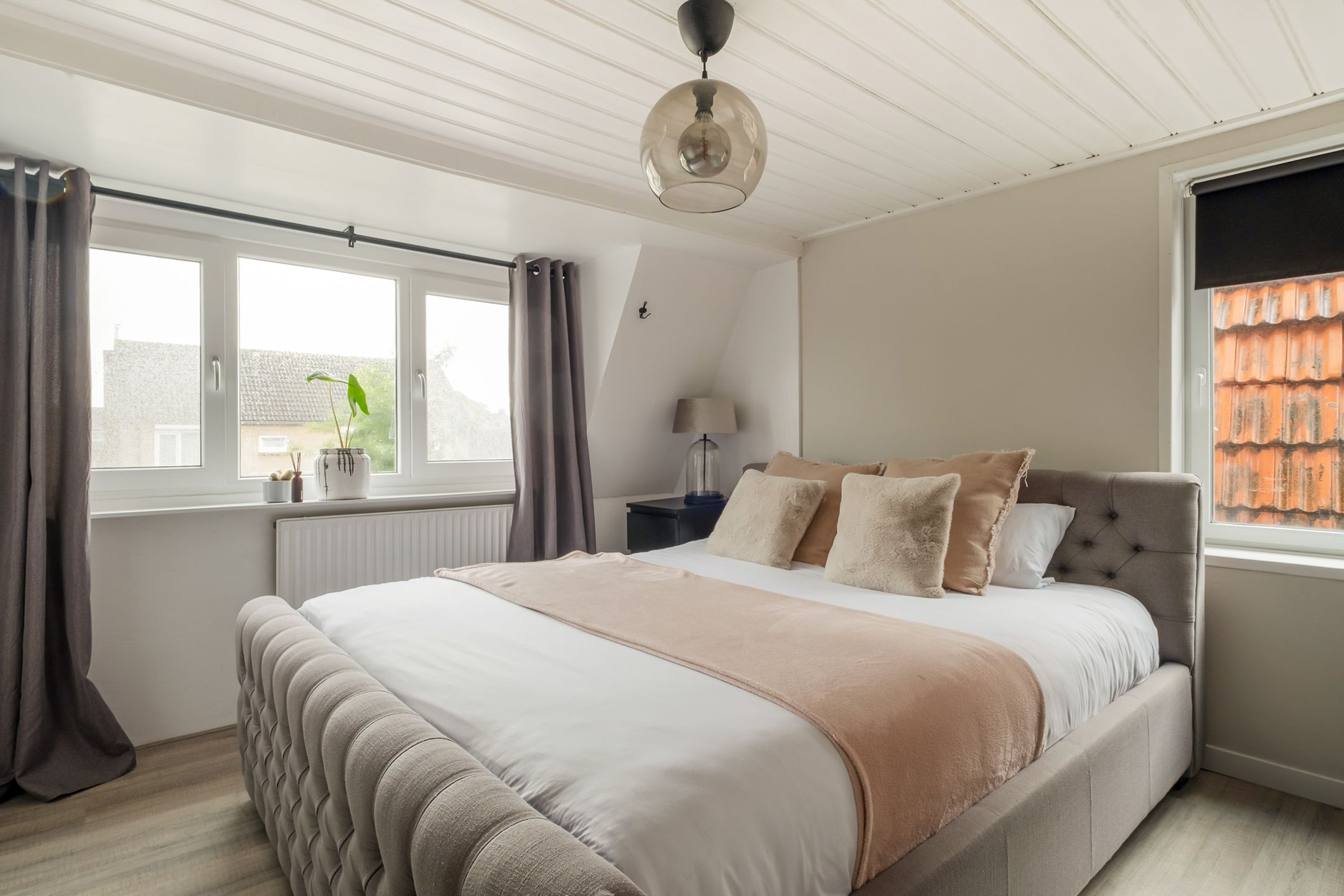 Foto 21 van Gronausestraat 243