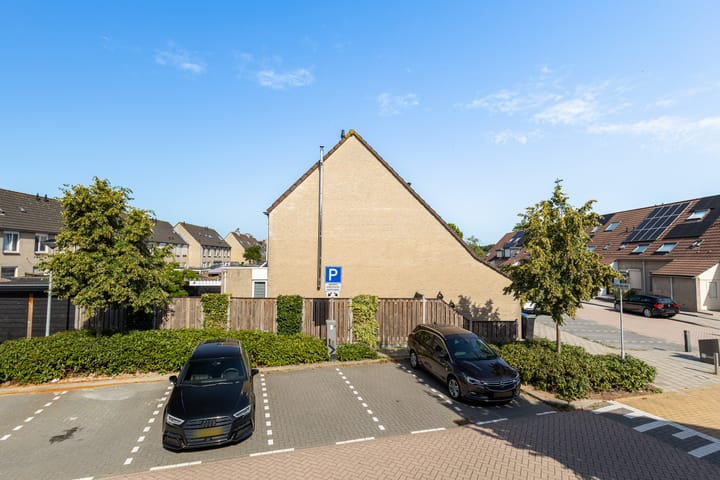 Foto 35 van Trompetstraat 64