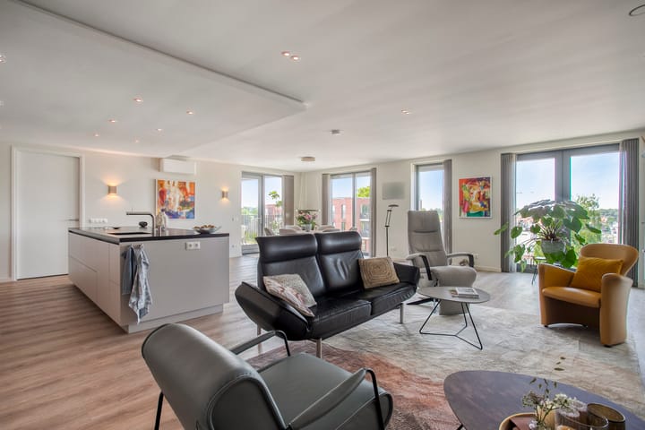 Foto 6 van Manebiest 11