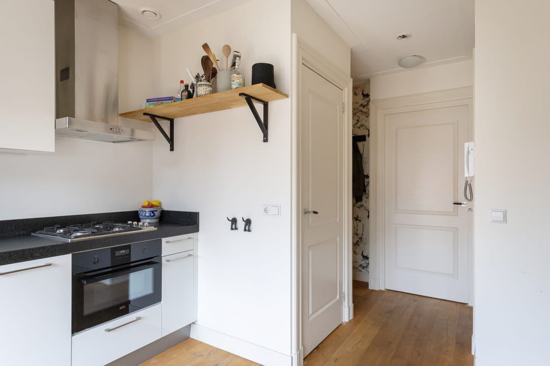 Photo 23 of Laan van Nieuw-Guinea 80-E