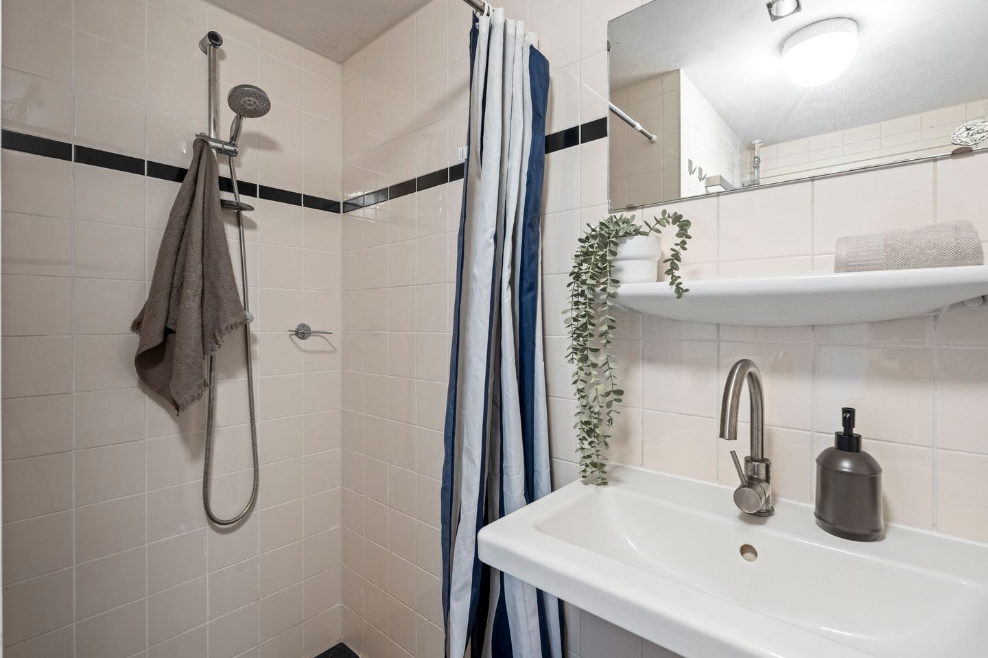 Foto 20 van Anthony Spatzierhof 8