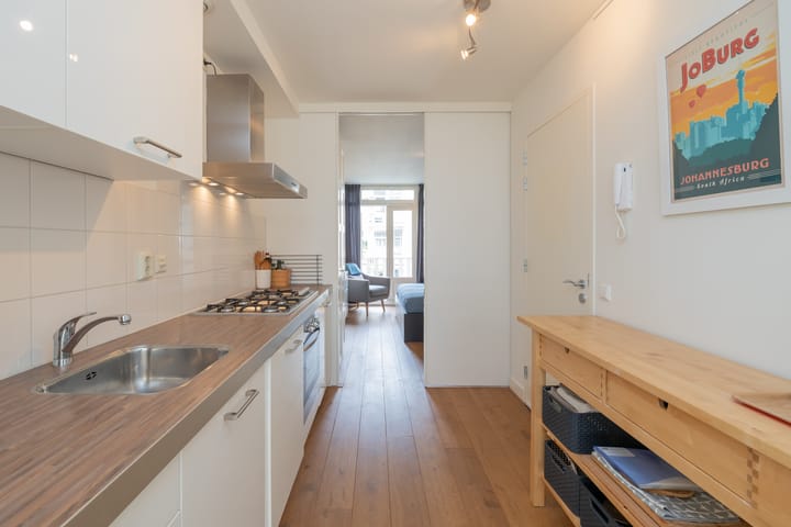 Foto 12 van Van Hogendorpstraat 108-2