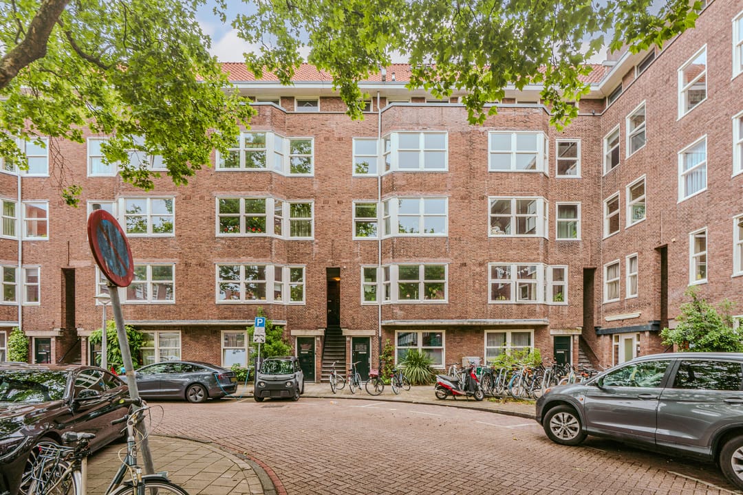 Foto 1 van Pieter van der Doesstraat 38-3