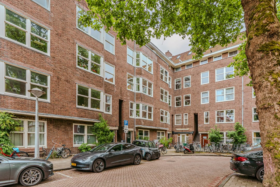 Foto 2 van Pieter van der Doesstraat 38-3