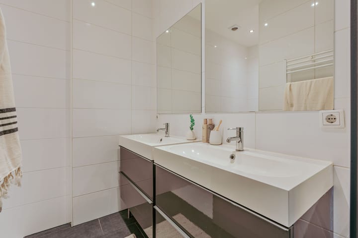 Photo 22 of Pieter van der Doesstraat 38-3