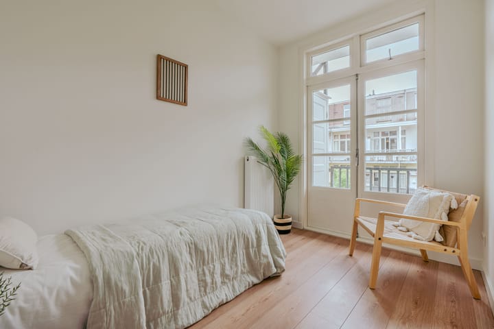 Photo 26 of Pieter van der Doesstraat 38-3