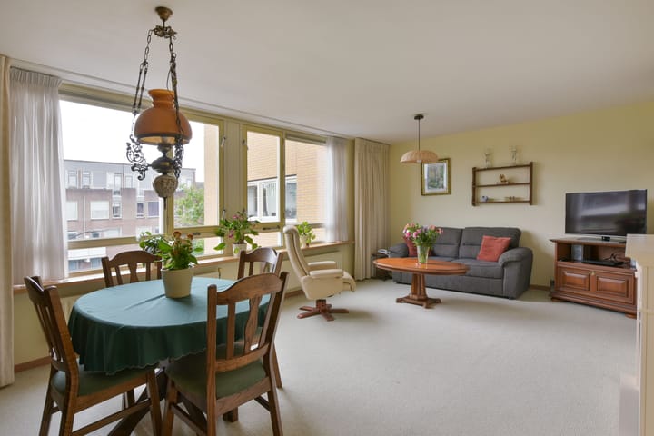 Foto 2 van De Passage 64