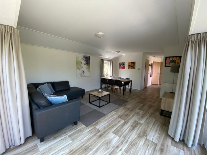 Photo 3 of Den Drul 19-354