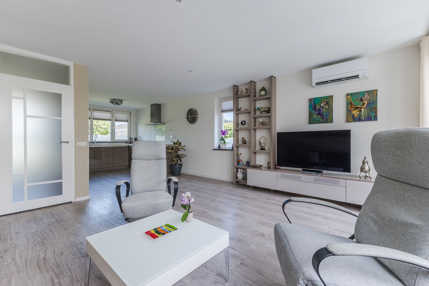 Foto 14 van Eline Vereplantsoen 41