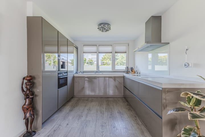 Foto 15 van Eline Vereplantsoen 41