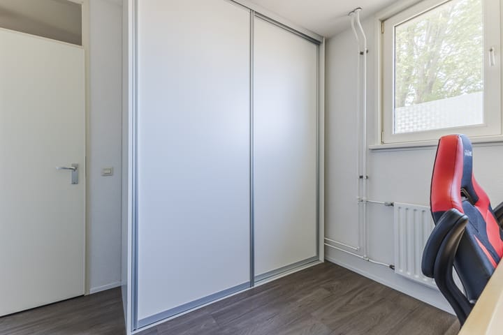 Foto 25 van Eline Vereplantsoen 41