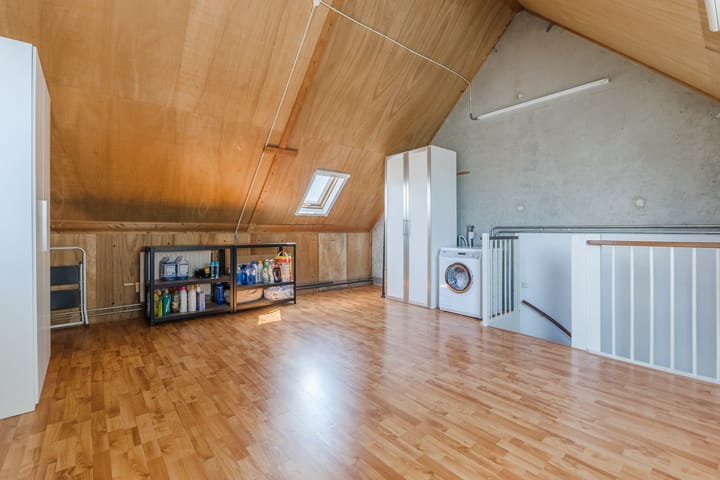 Foto 33 van Eline Vereplantsoen 41