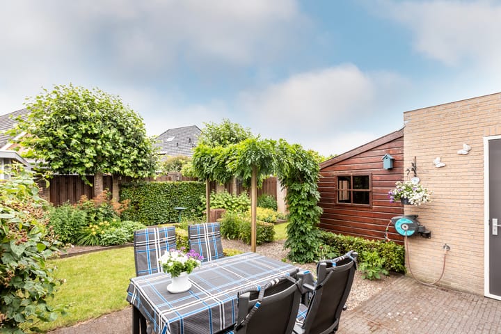 Foto 32 van Veldbloemenlaan 68