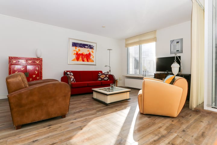 Photo 17 of Raadhuisstraat 12