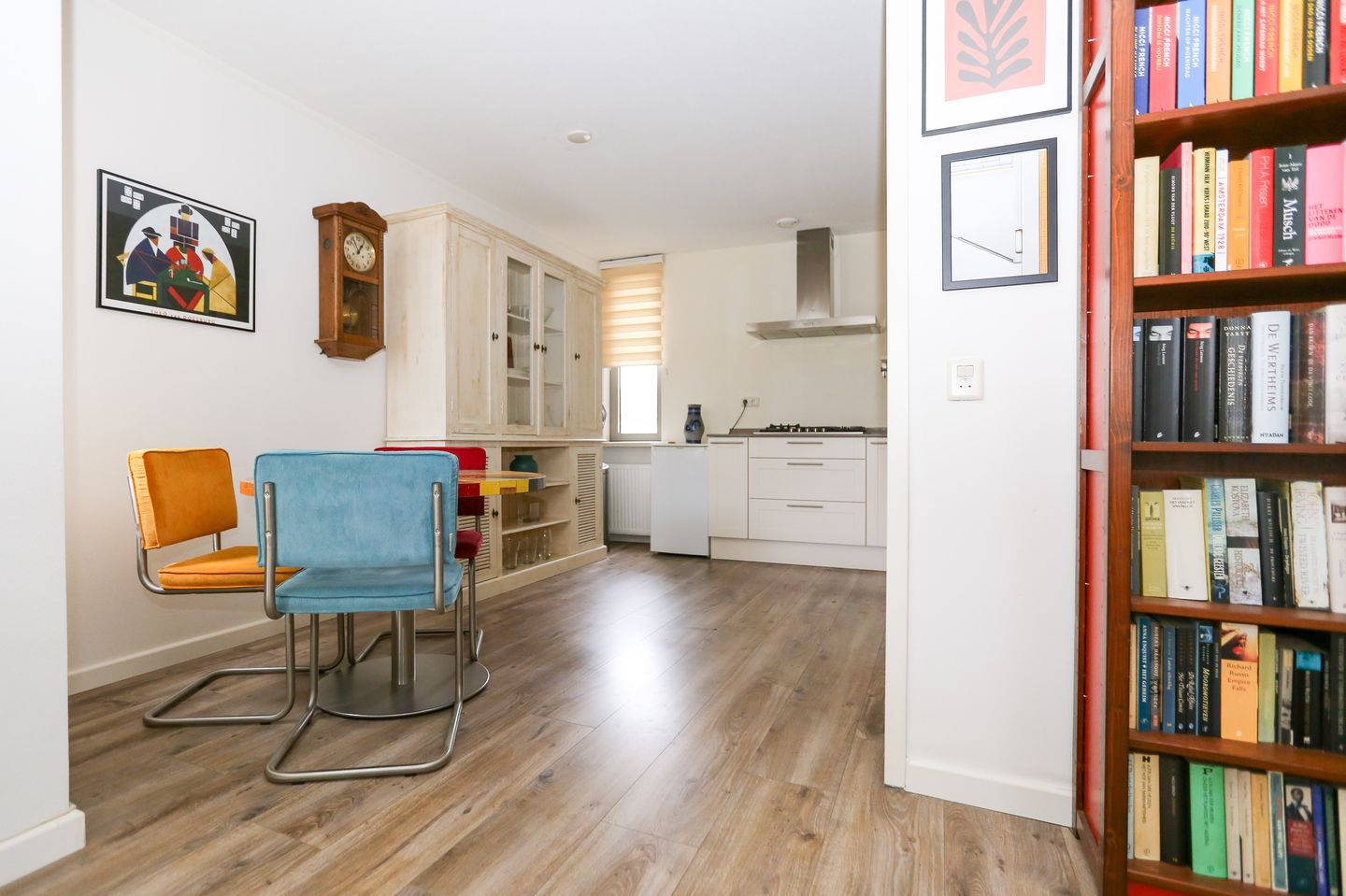 Photo 19 of Raadhuisstraat 12