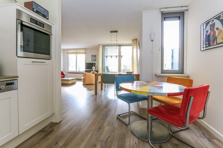 Photo 23 of Raadhuisstraat 12