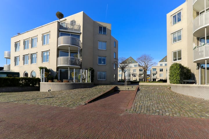 Photo 46 of Raadhuisstraat 12