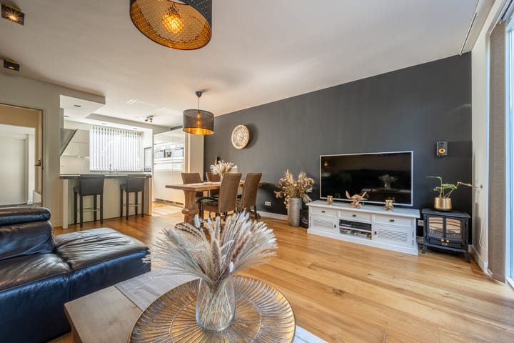 Photo 6 of Aveling 10