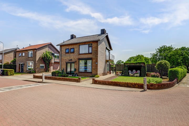 Ds J A Visserstraat 48