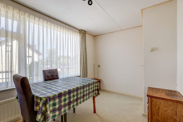 Foto 21 van Ds J A Visserstraat 48