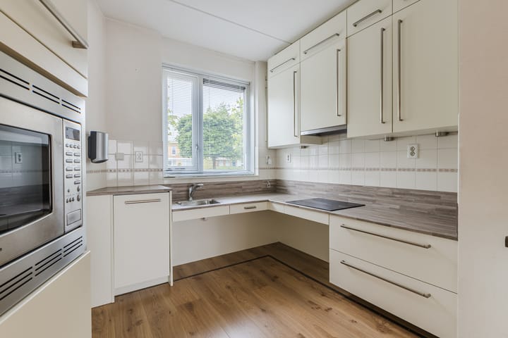 Photo 10 of Koningspage 45