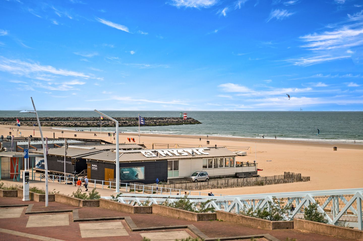 Photo 35 of Zeekant 11