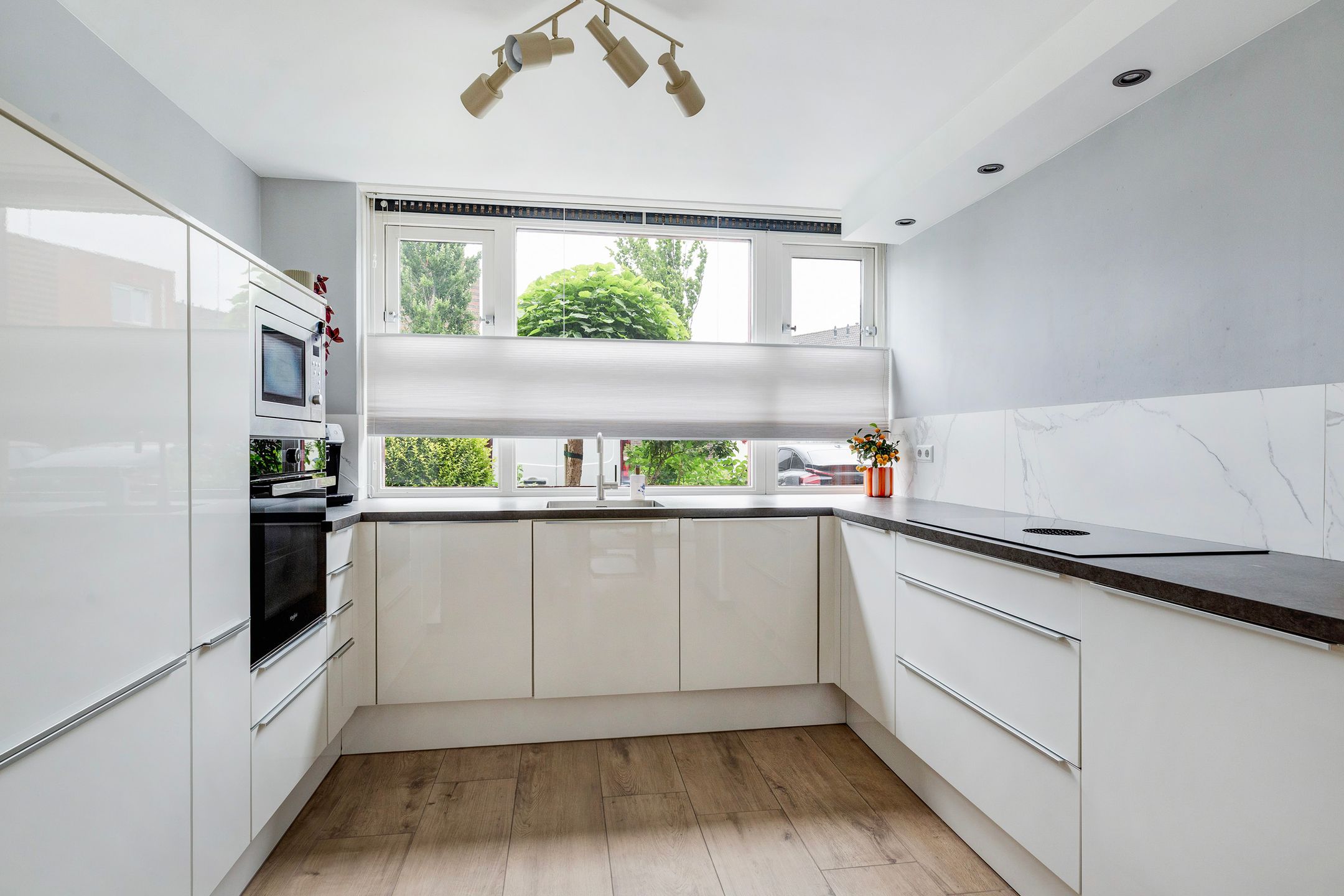 Photo 3 of Eikenwede 91