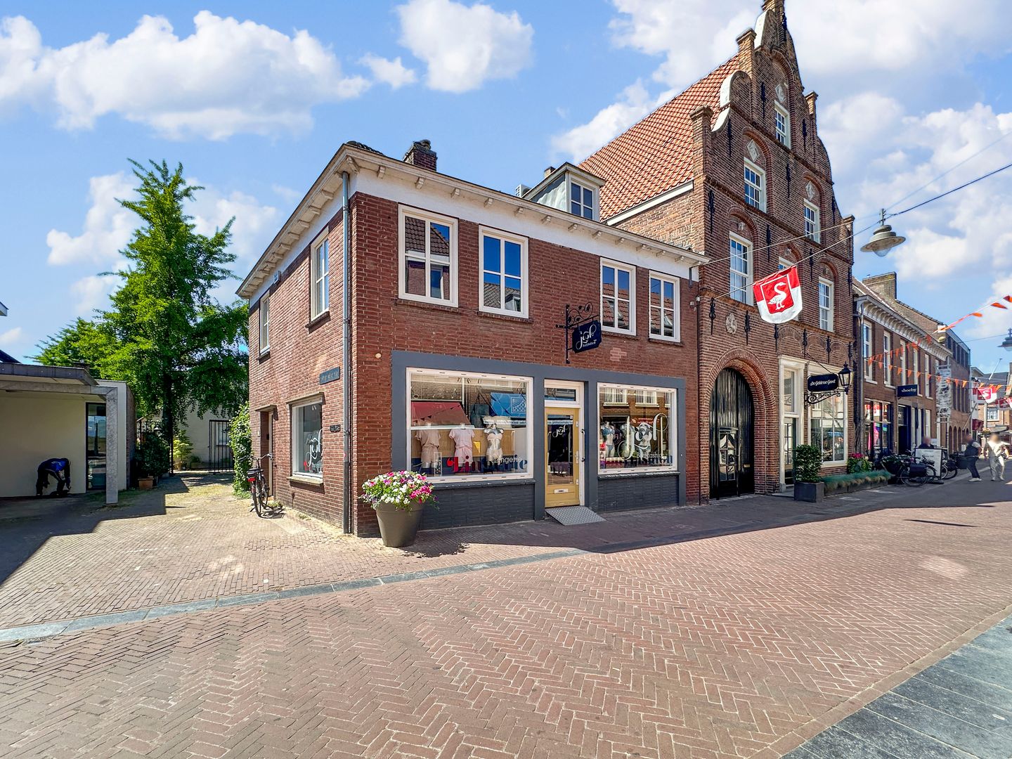 Bekijk foto 1 van Langestraat 15