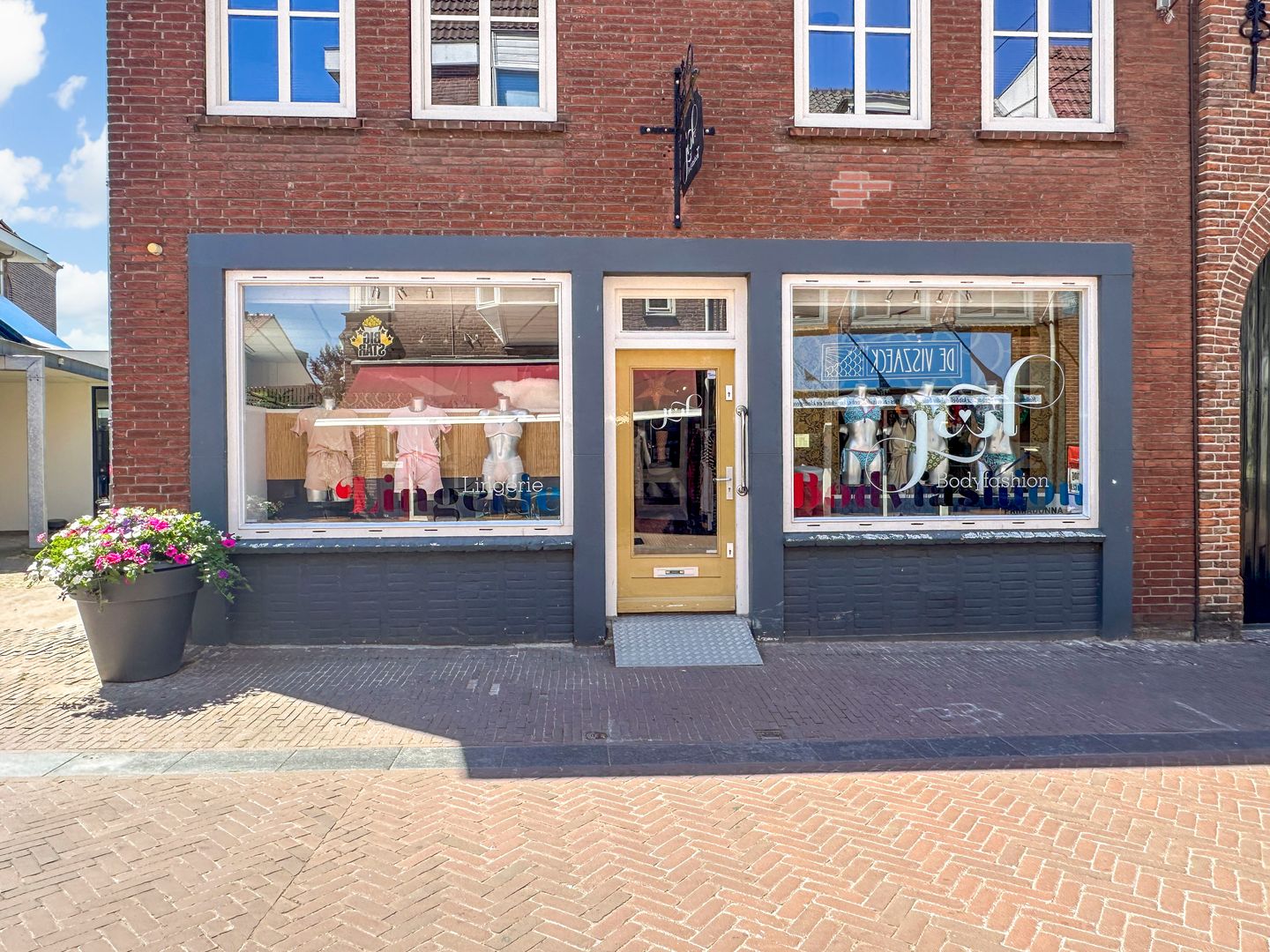 Bekijk foto 3 van Langestraat 15