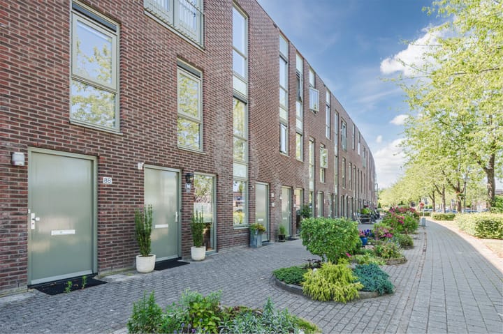 Foto 6 van Renoirstraat 84