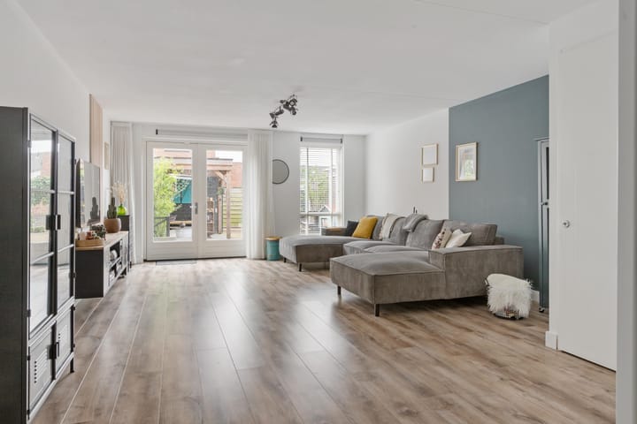 Foto 34 van Ooster Vlaerdinge 83