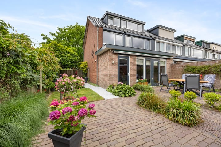 Foto 3 van Tromplaan 51