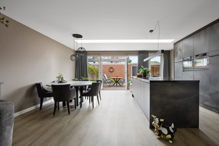 Foto 10 van Tromplaan 51