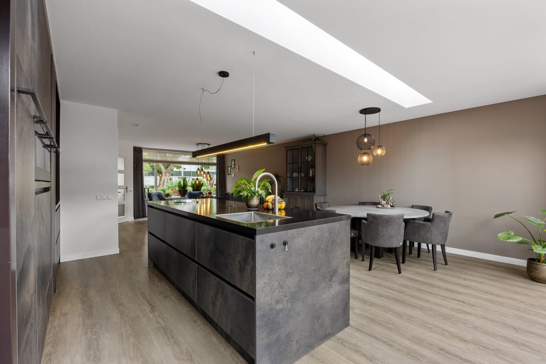 Foto 13 van Tromplaan 51