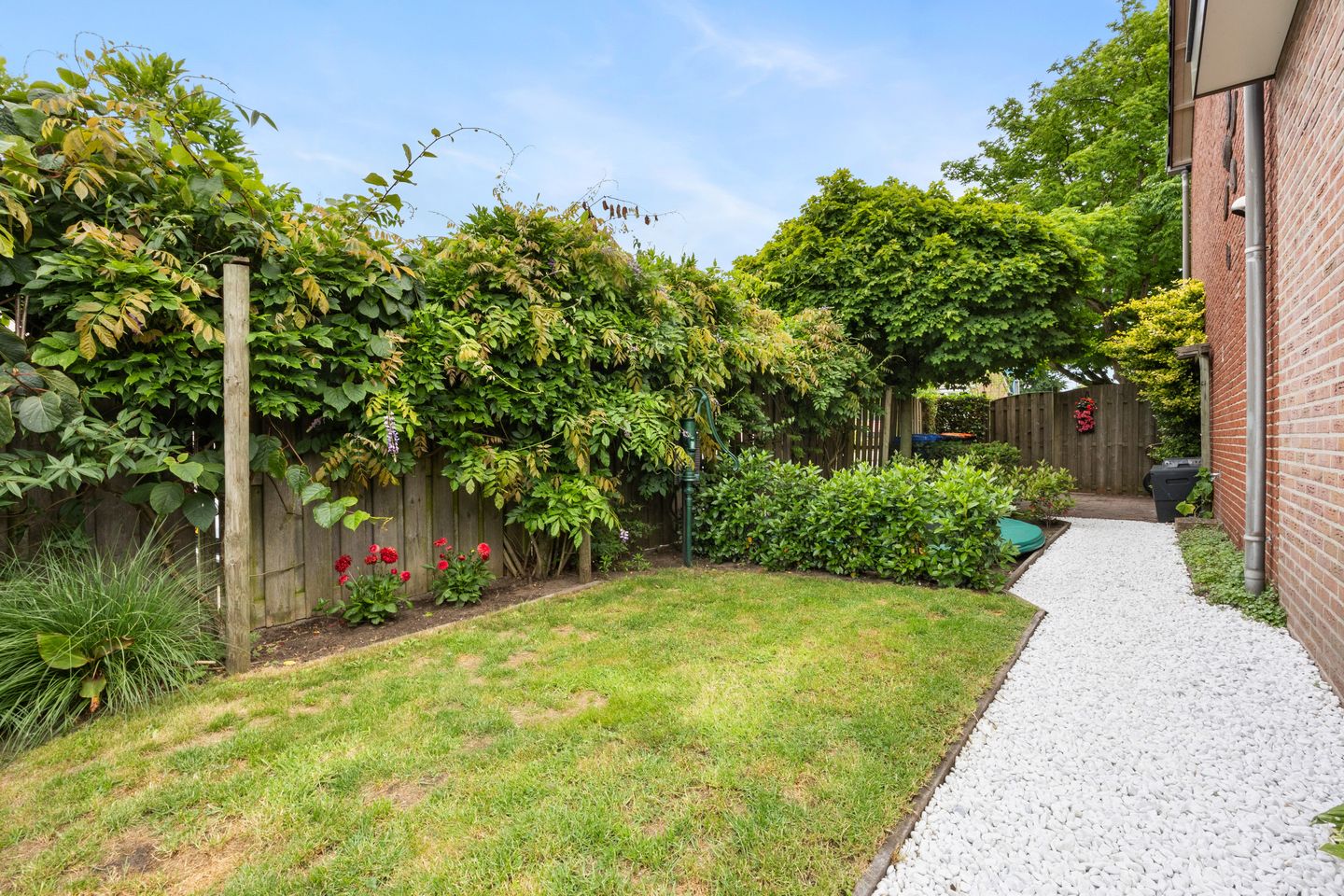 Foto 40 van Tromplaan 51