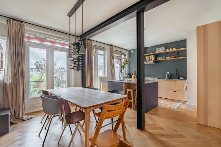 Foto 10 van Donker Curtiusstraat 18-3