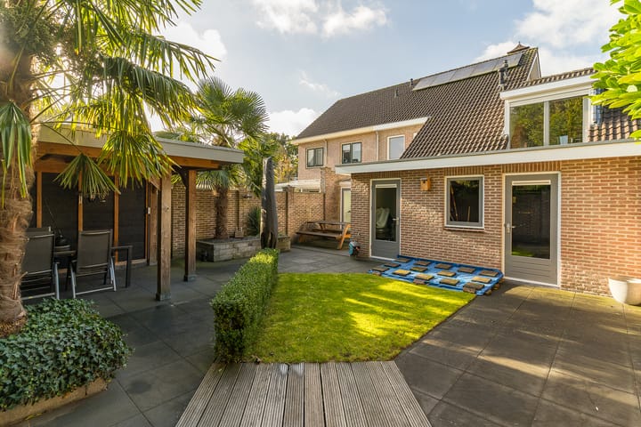 Photo 4 of Kuntzestraat 69