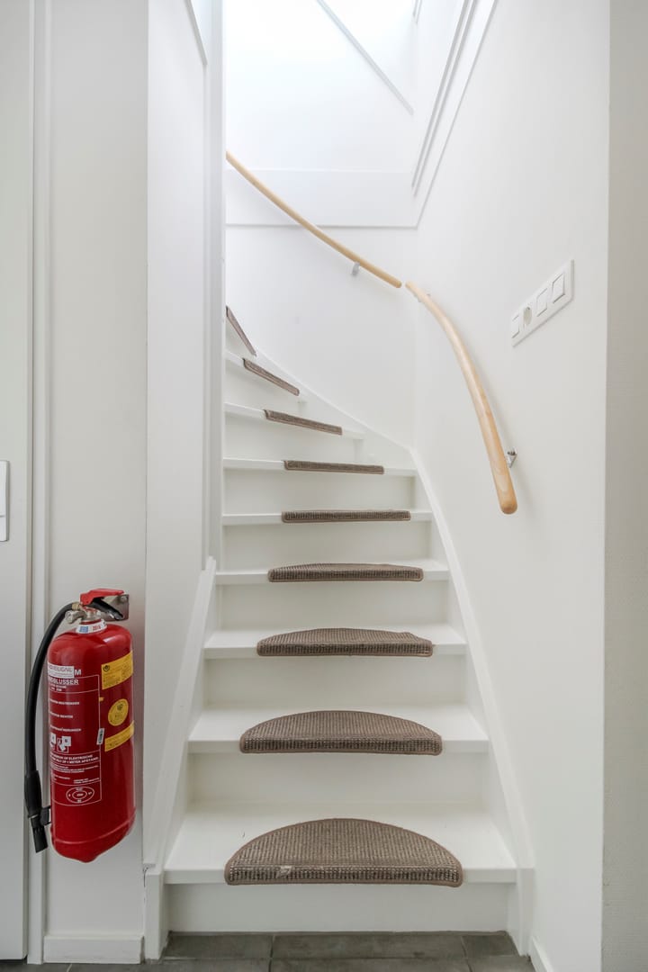 Photo 14 of Zeedijk 2-327