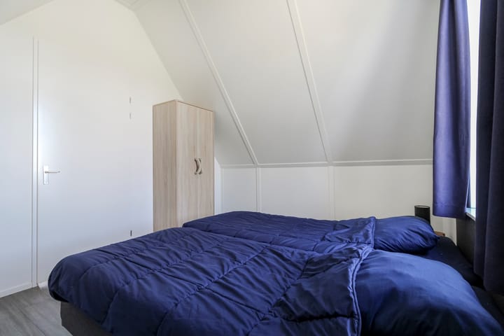 Photo 16 of Zeedijk 2-327