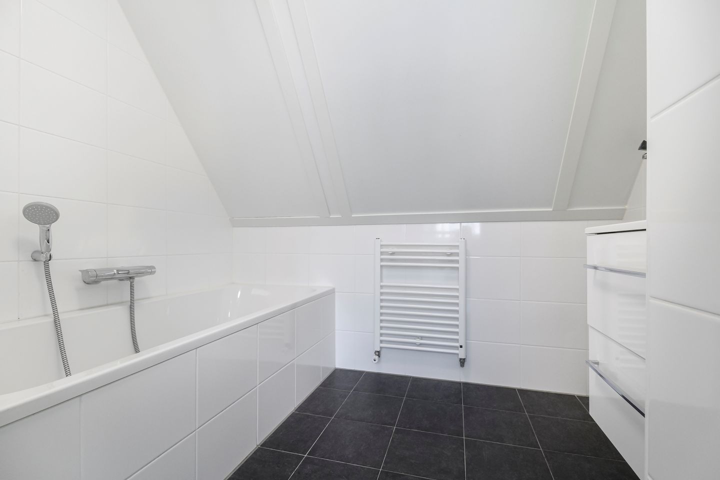 Foto 19 van Zeedijk 2-327