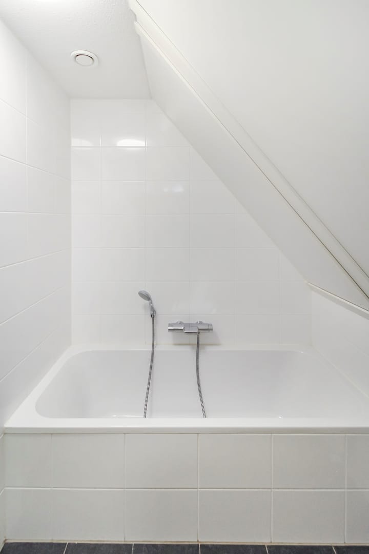 Photo 20 of Zeedijk 2-327