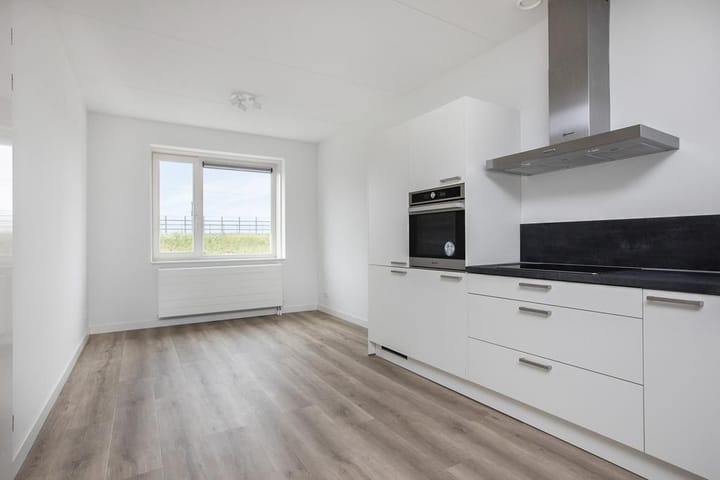 Photo 12 of Jacques Lebrunstraat 16