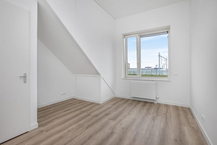 Photo 20 of Jacques Lebrunstraat 16