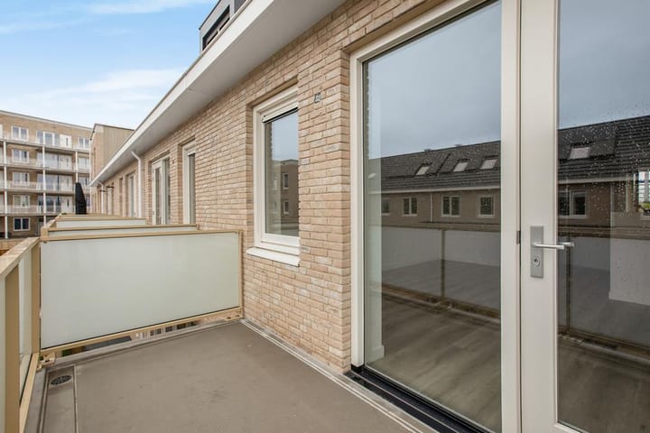 Photo 25 of Jacques Lebrunstraat 16