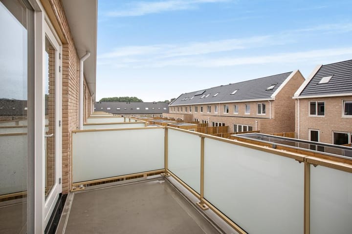 Photo 26 of Jacques Lebrunstraat 16