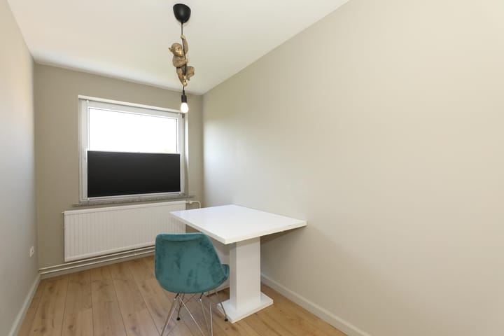 Photo 12 of Crocusstraat 16