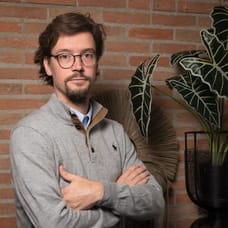 Mario Post - Makelaar