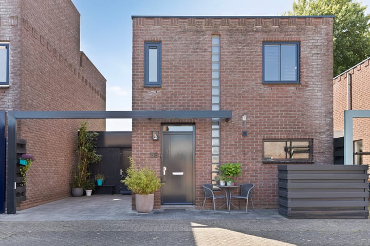 Foto 1 van Oostplaat 59